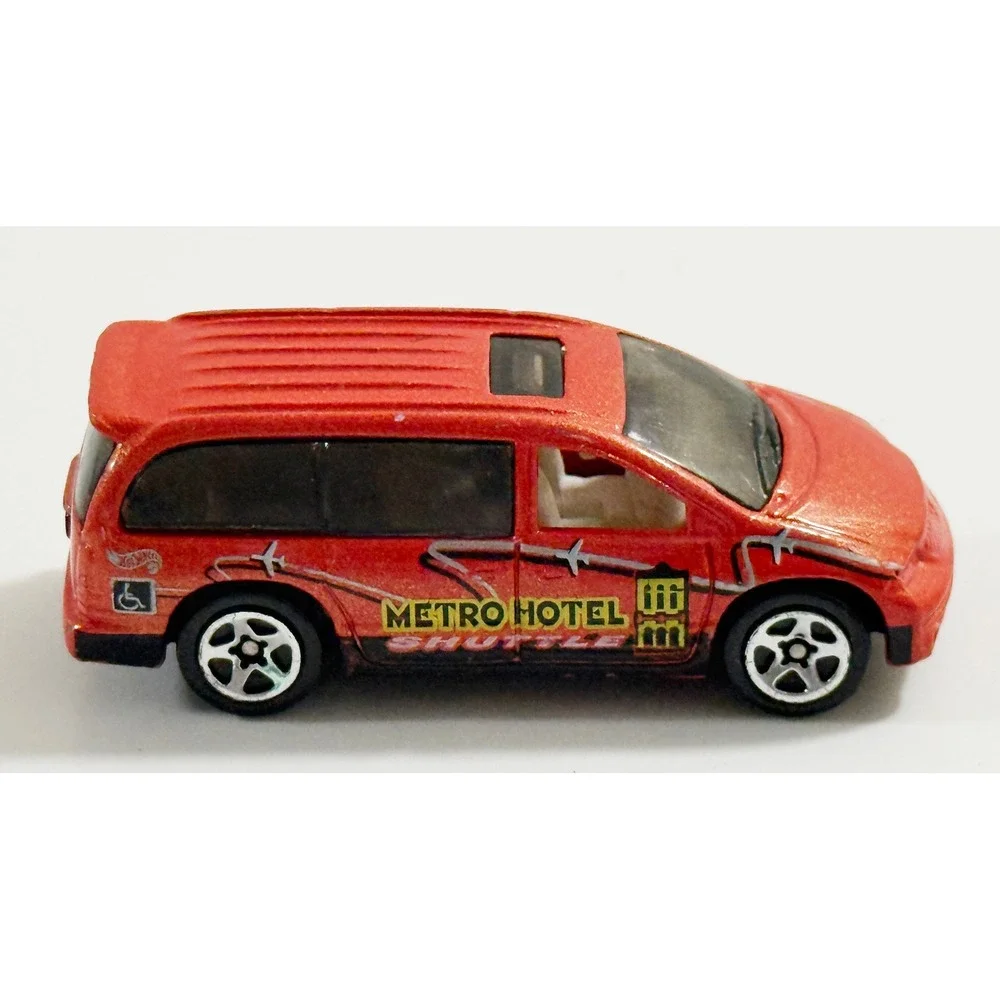 Hot Wheels Dodge Caravan Kids 1/64 Red Metro Hotel Shuttle Van 1997
